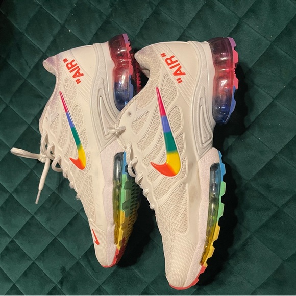 nike air max with rainbow bubble